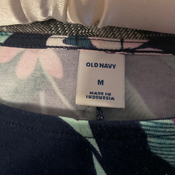 Old Navy Dress in shades of green & pink with a deep navy background - Picture 6 of 6